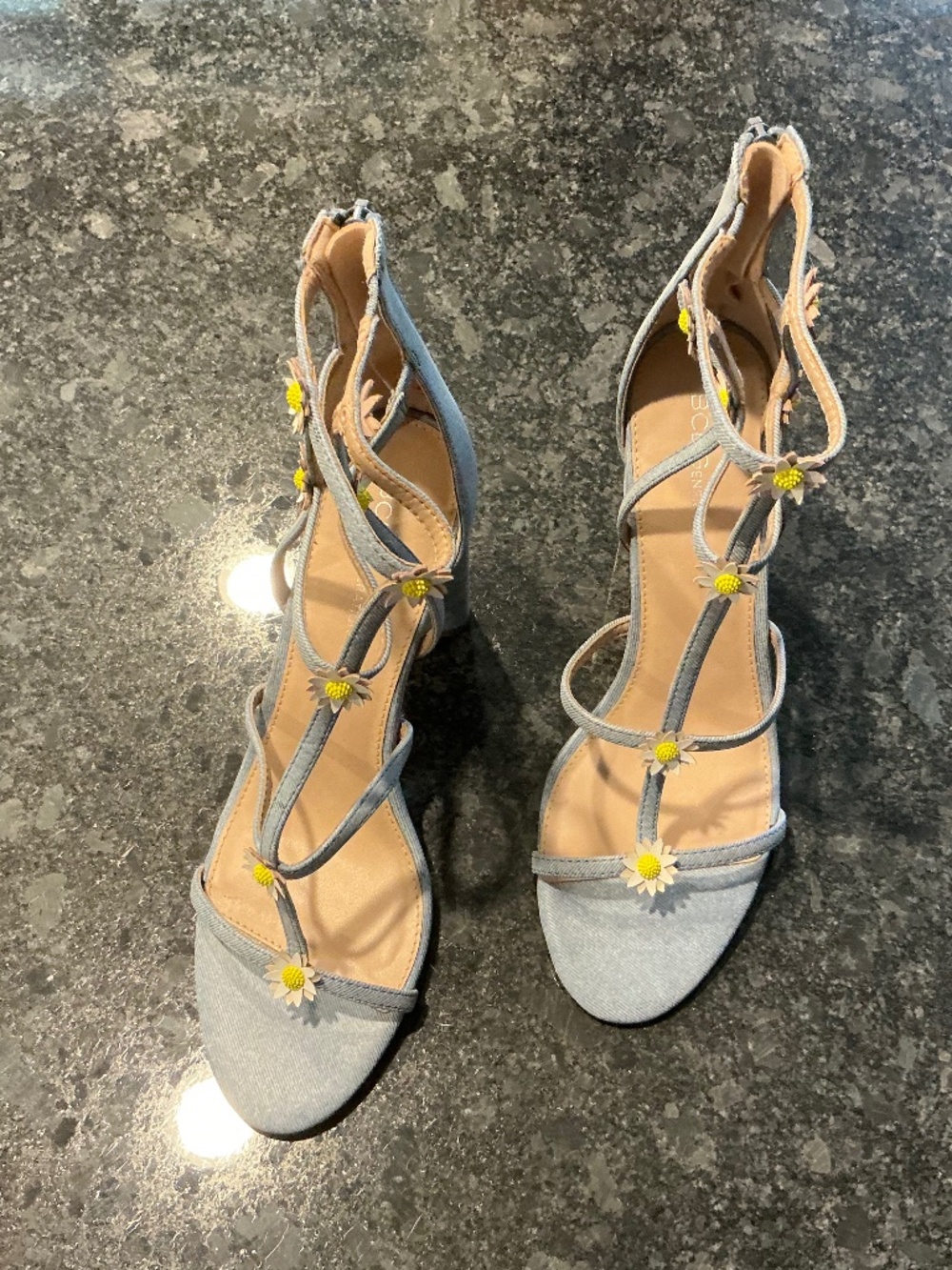BCBG Generation strappy heeled sandals size 10